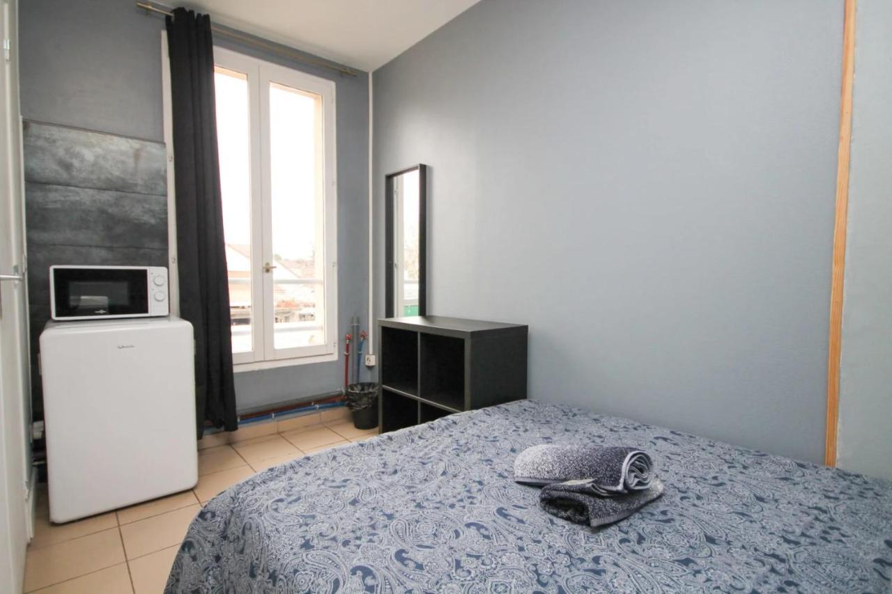 02 - Chambre Avec Lit Double Et Sdb Prive Wifi Saint-Denis  Eksteriør billede