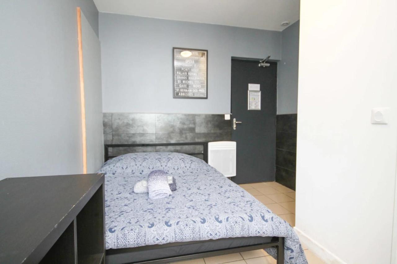02 - Chambre Avec Lit Double Et Sdb Prive Wifi Saint-Denis  Eksteriør billede